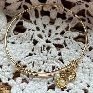 Gold Shell Charm Bracelet